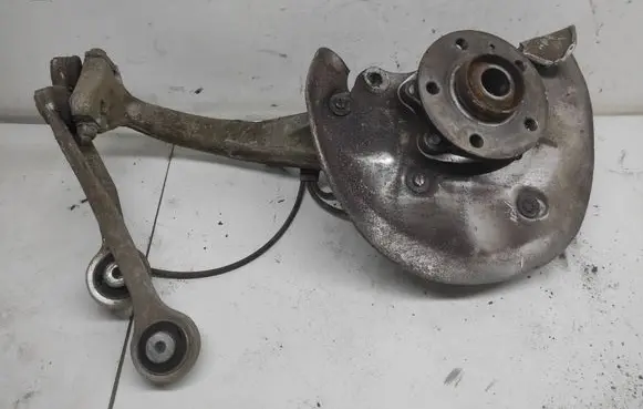 Audi A4 Allroad B8 Front wheel hub