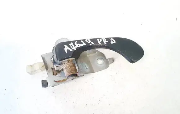 Mitsubishi Carisma Front door interior handle mr288396