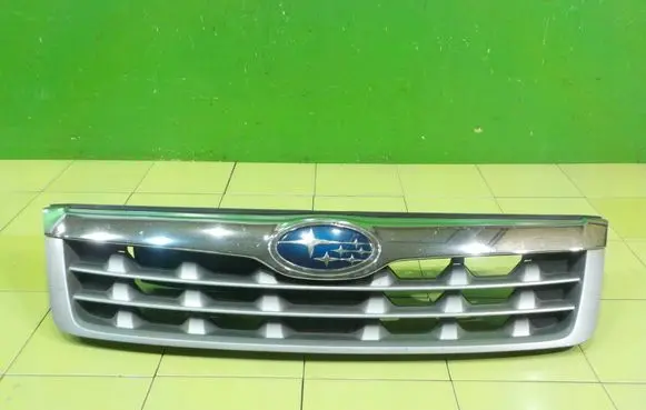 Subaru Forester SH Front bumper upper radiator grill XP18