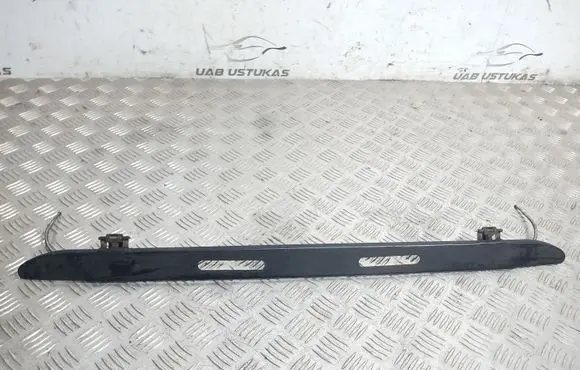 Volkswagen Golf III Air flow deflector 