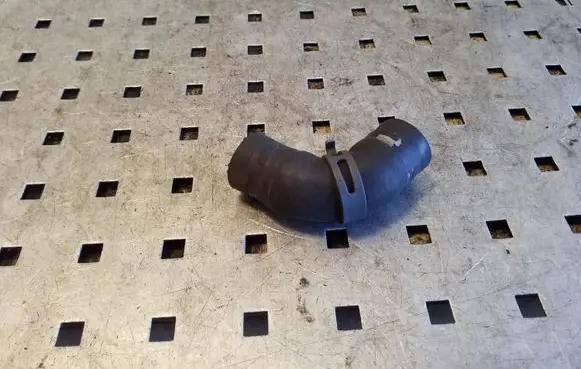 Audi A6 C7 Engine coolant pipe/hose