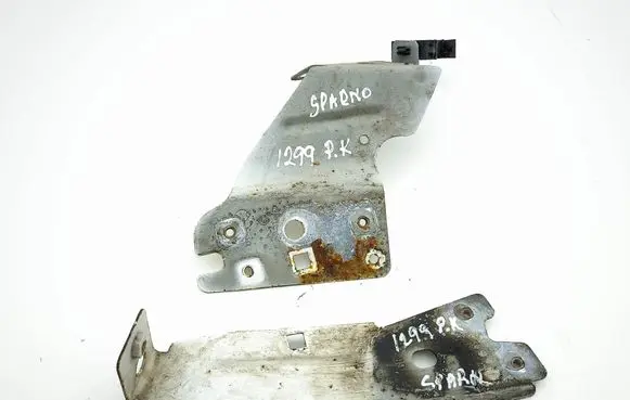 Maserati Ghibli Fender mounting bracket
