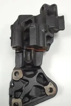 Ford Mondeo MK IV Engine mounting bracket 8653851