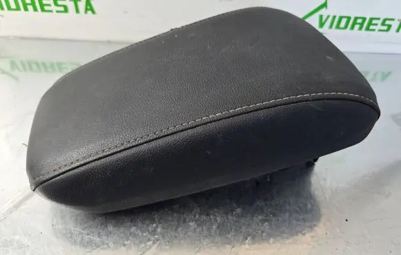Opel Astra K Armrest 