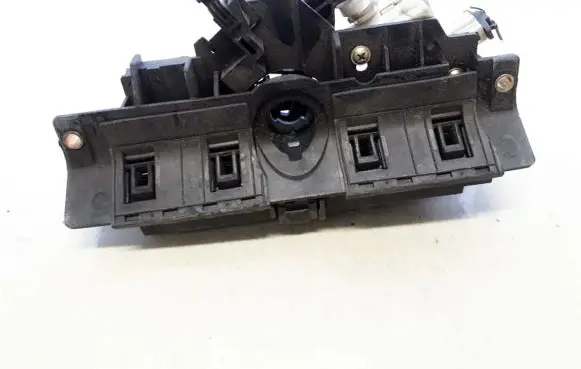 Audi A6 S6 C5 4B Central locking motor 4B0827565H 8D9827565H