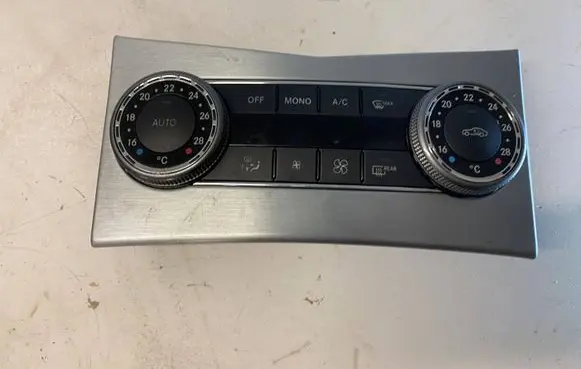 Mercedes-Benz C W204 Climate control unit 2048308285