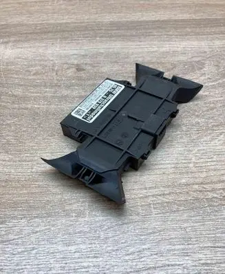 BMW 5 E39 Alarm movement detector/sensor 8379939 577621