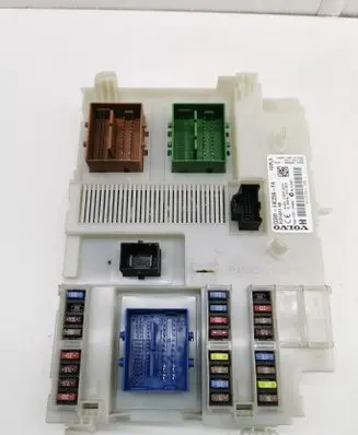 Volvo V70 Fuse module CG9T14C256FA 31314511AB 3659AF01125TP