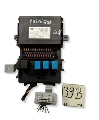 Nissan Primera Fuse module 285519F924