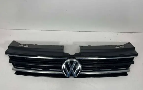 Volkswagen Tiguan Front bumper upper radiator grill 5NA853653A