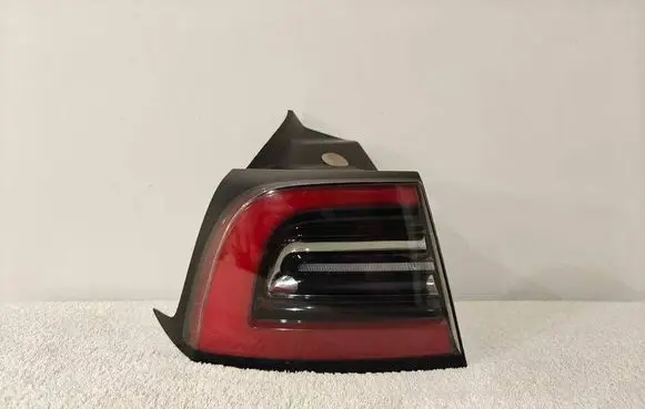 Tesla Model Y Rear/tail lights 150208600D