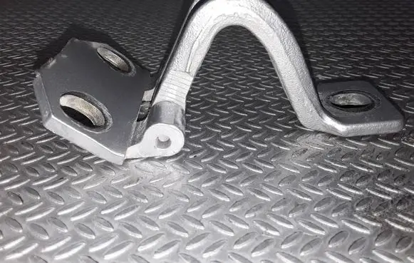 Mercedes-Benz ML W163 Tailgate/trunk/boot hinge
