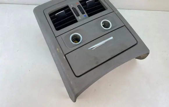 BMW 3 E90 E91 Center console 7148760 116234221 97167591