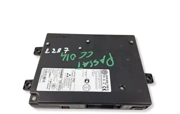 Volkswagen PASSAT B7 Other control units/modules 3C8035730E G00263826