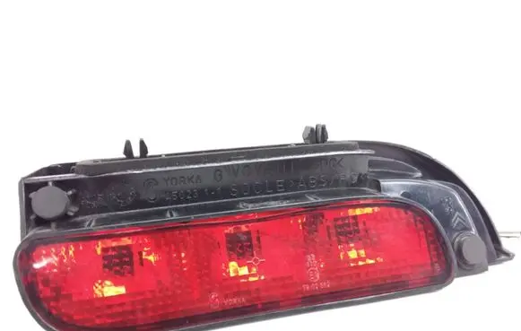 Peugeot Partner Third/center stoplight 4502311