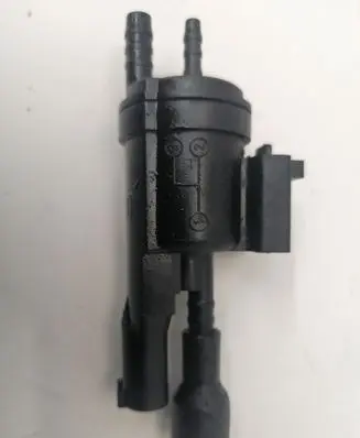 Mercedes-Benz E W212 Valve vacuum 0025401497