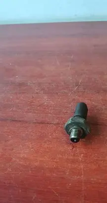 Audi 80 90 B3 Oil pressure sensor 038919081