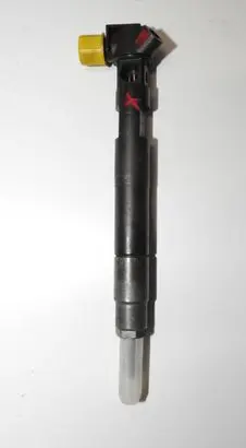 Mercedes-Benz Sprinter W906 Fuel injector A6510700587