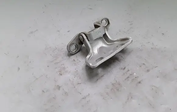 KIA Ceed Front door lower hinge NOCODE