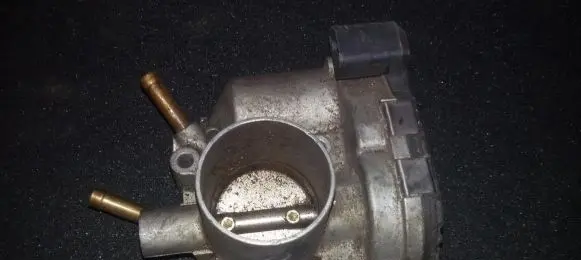 Seat Ibiza II (6k) Throttle valve 0301330620