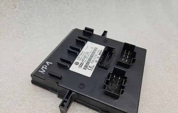 Audi A6 S6 C6 4F Comfort/convenience module 4F0907279 4F0910279N F005V00789