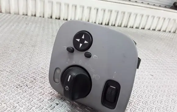 Mercedes-Benz C W203 Light switch A2035450604