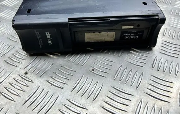 Peugeot 607 CD/DVD changer 9655801380 070305 E13021689