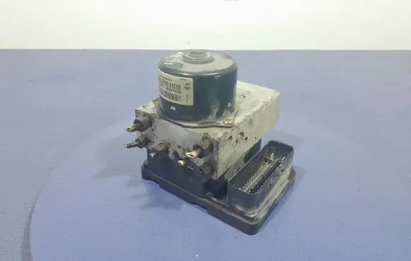 Volvo S60 ABS Pump P08619974