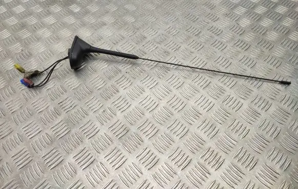 Volkswagen Transporter - Caravelle T7 Aerial GPS antenna
