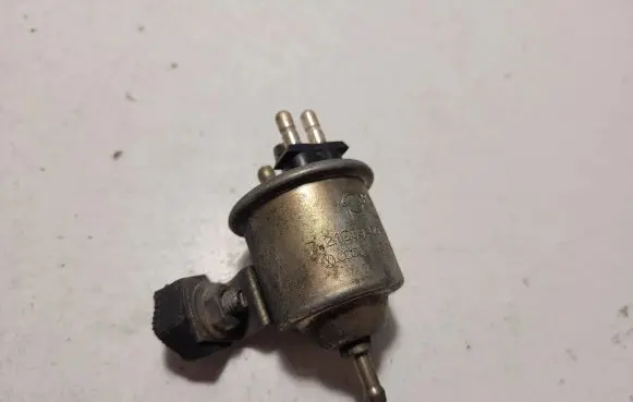 Valve vacuum