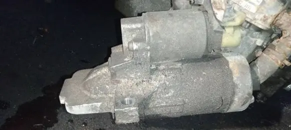 Mazda CX-7 Starter motor M000T87681 L327