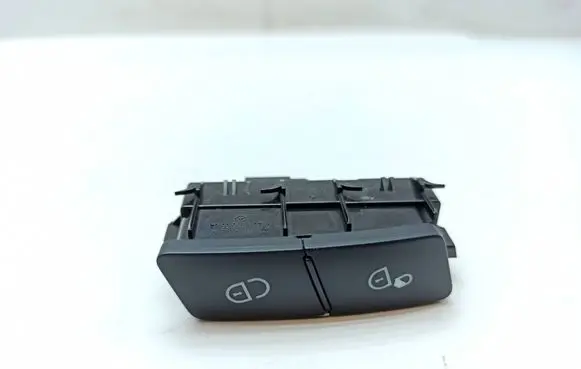 Mercedes-Benz E W212 Central locking switch button A2049058502 10023299
