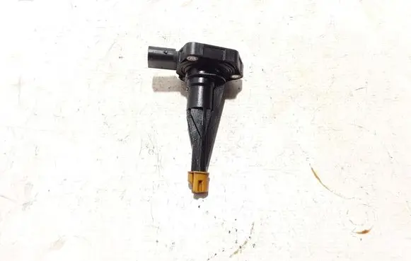BMW 5 F10 F11 Oil level sensor 8608780
