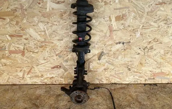 Renault Trafic III (X82) Front shock absorber/damper 335803