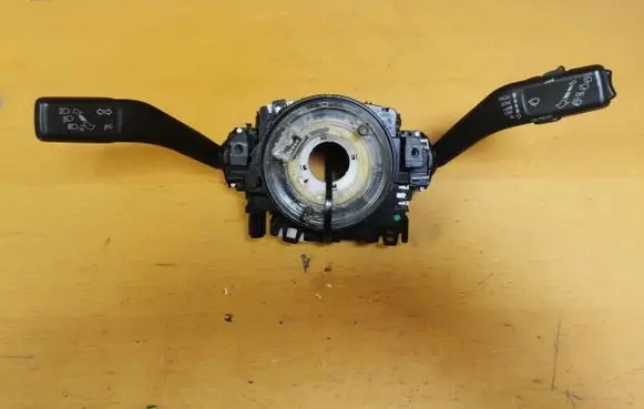 Volkswagen Golf VI Headlight wiper switch 5K0953507AS
