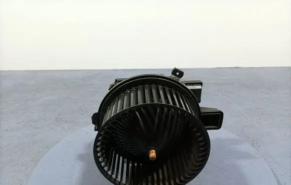 Audi A8 S8 D2 4D Heater fan/blower 4M1820021C