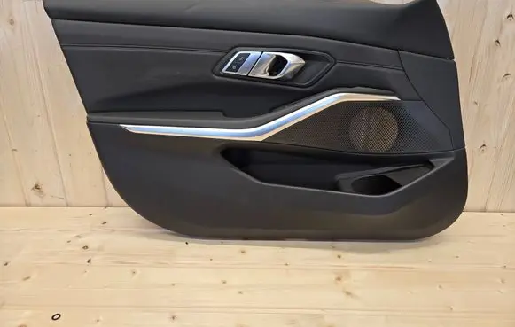 BMW 3 G20 G21 Front door card panel trim 