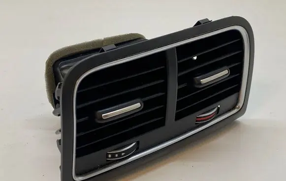 Audi Q5 SQ5 8R Rear air vent grill 8K0819203J