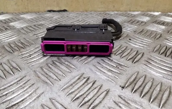 Audi Q5 SQ5 Fuse module 4F1941824