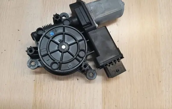 Rear door window regulator motor