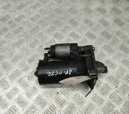 BMW 1 F20 F21 Starter motor 7638192