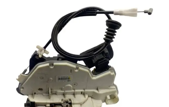 Skoda Yeti (5L) Front door lock 6V1837015 A097476