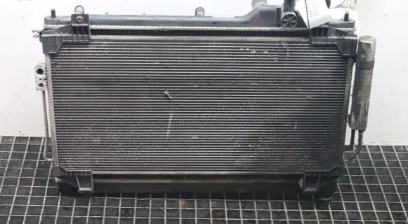 Mitsubishi Outlander Radiator set 