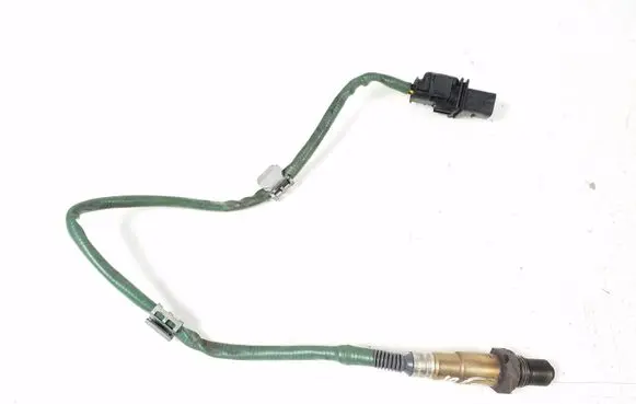 Mercedes-Benz E C207 W207 Lambda probe sensor A0045427318