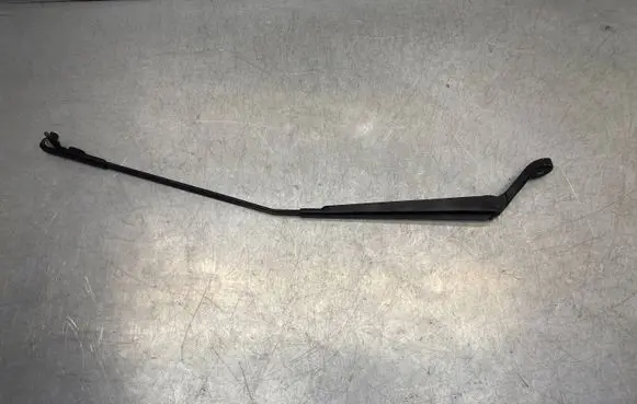 Peugeot 407 Windshield/front glass wiper blade 745602