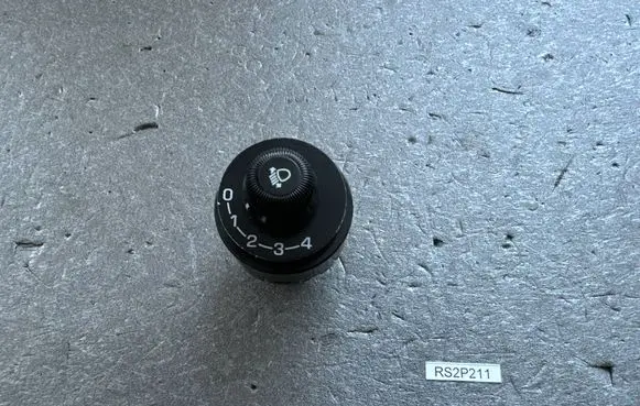 Mitsubishi Pajero Panel lighting control switch MB604842