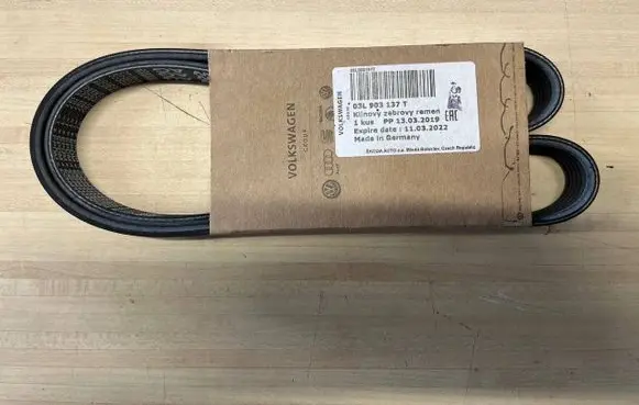 Volkswagen PASSAT B7 Timing belt 03L903137T