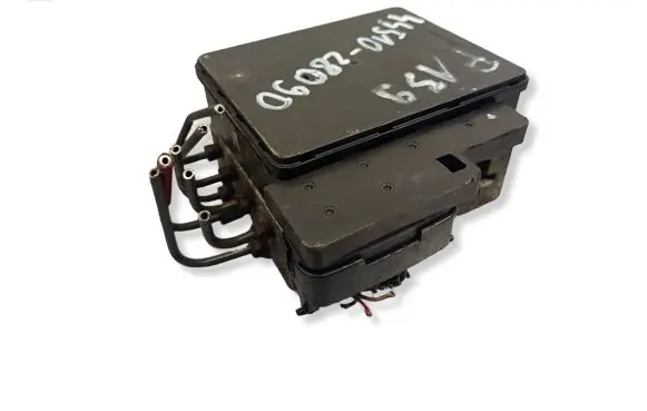 Toyota Previa (XR30, XR40) II ABS Pump 4451028090