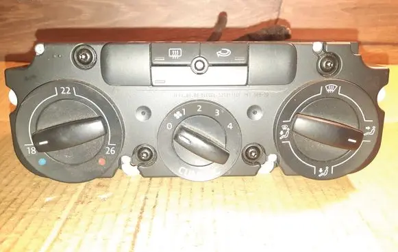 Volkswagen Golf V Climate control unit 537011CF 74730920 742153