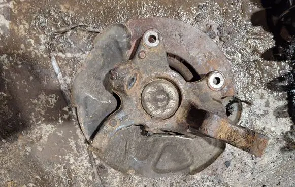 Mercedes-Benz V Class W447 Front wheel hub